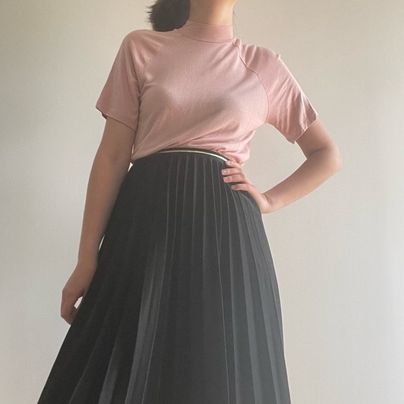 FRANK & OAK  MOCK NECK PINK SHORT SLEEVES TEE- XS - Picture 2 of 12